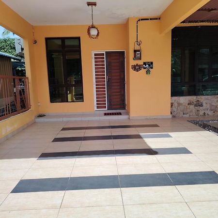 Afwan Homestay Klebang Melaka Extérieur photo